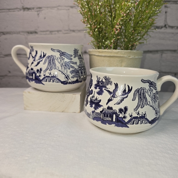 Blue Willow Mug Set By Blue Willow Pantry Collection - Picture 1 of 12